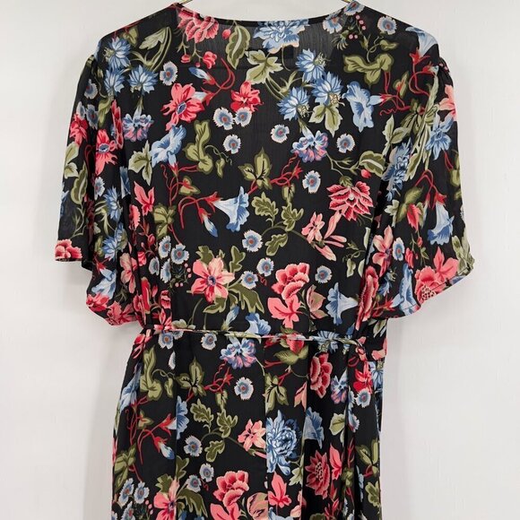 Missguided Plus Floral Wrap Over Dress Size 18 NWT - Picture 6 of 12